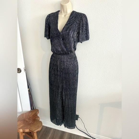 Banana Republic Wide Leg Jumpsuit NWT Navy Silver Shimmer Cocktail Party Sz M - Picture 3 of 13